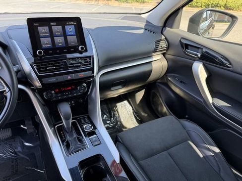 Used 2024 Mitsubishi Eclipse Cross SE AWD/4WD image 19