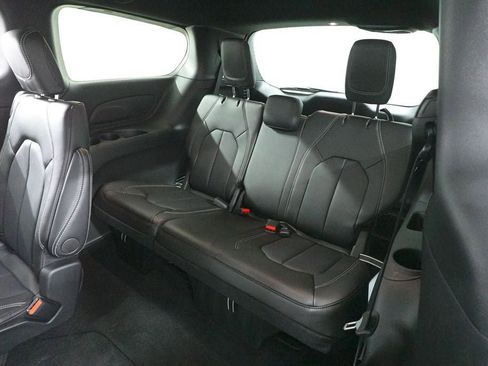 New 2026 Chrysler Pacifica Select w/ S Appearance Package image 25