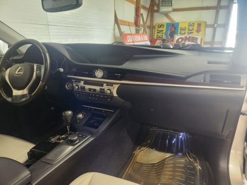 Used 2013 Lexus ES 350 image 10