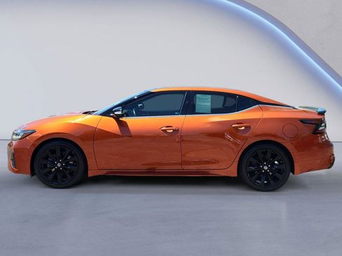 Used 2019 Nissan Maxima SR w/ Premium Package FWD image 6
