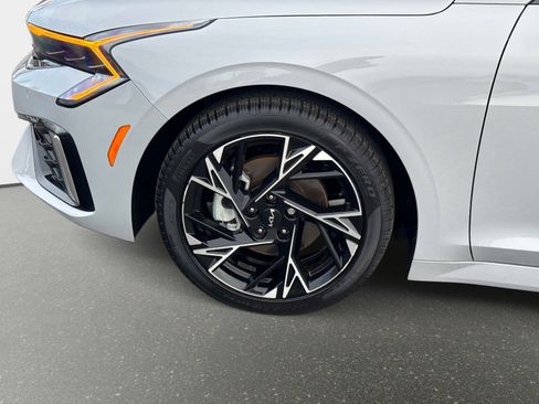 Used 2025 Kia K5 GT-Line w/ GT-Line Premium Package image 12