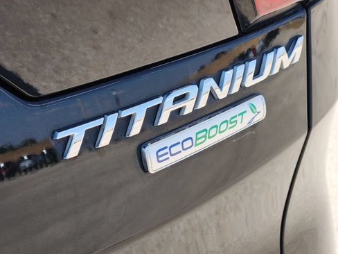 Used 2019 Ford Escape Titanium FWD image 12