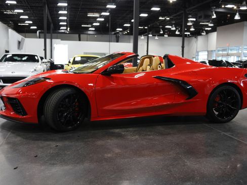 Used 2023 Chevrolet Corvette Stingray Premium Conv w/ 3LT RWD image 12