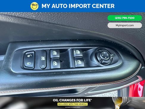Used 2018 Jeep Compass Latitude w/ Popular Equipment Group AWD/4WD image 10