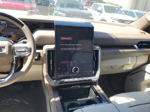 New 2026 GMC Yukon XL Denali w/ Denali Reserve Package AWD/4WD image 14