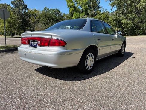 Used 2001 Buick Century Custom w/ Premium Pkg image 5
