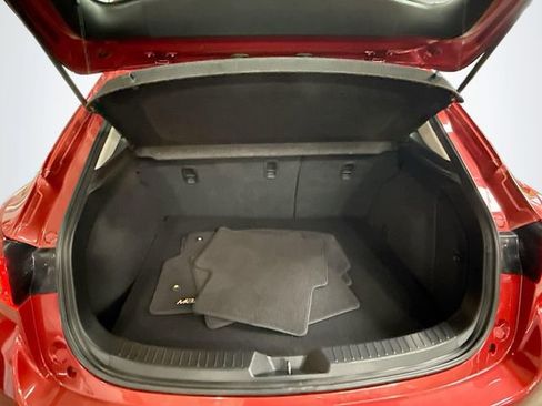 Used 2018 MAZDA MAZDA3 Grand Touring image 27