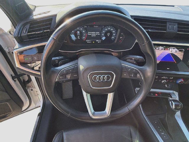 Used 2024 Audi Q3 2.0T Premium AWD/4WD image 38