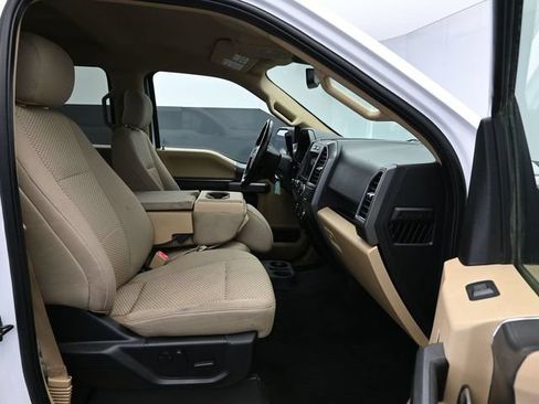 Used 2019 Ford F150 XLT w/ Equipment Group 302A Luxury AWD/4WD image 48
