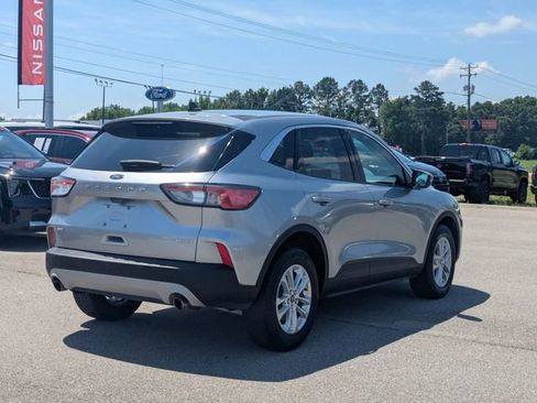 Used 2021 Ford Escape SE w/ Convenience Package AWD/4WD image 4