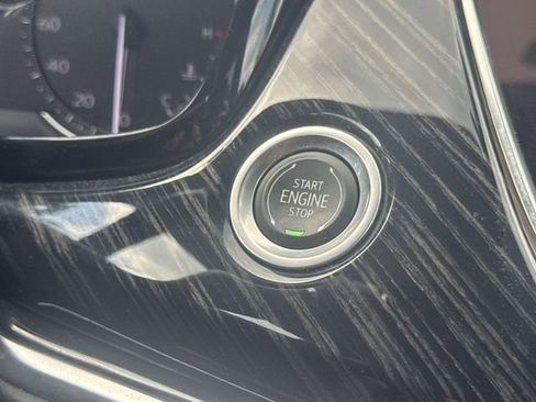 Certified 2024 Cadillac XT6 Premium Luxury AWD/4WD image 19