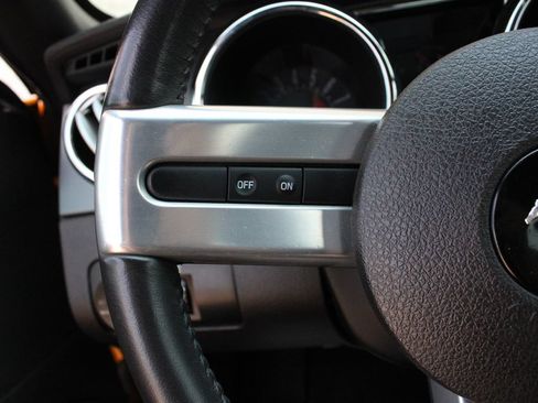 Used 2007 Ford Mustang GT RWD image 11
