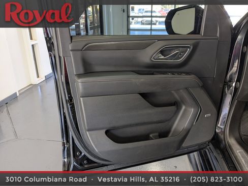 Used 2023 GMC Yukon AT4 w/ AT4 Premium Package image 19