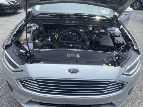 Used 2019 Ford Fusion SEL FWD image 28