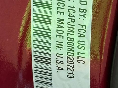 Used 2021 Jeep Cherokee Altitude image 27