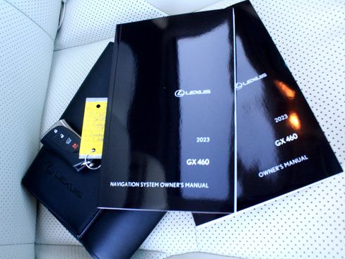 Used 2023 Lexus GX 460 Luxury w/ Sport Design Package image 43