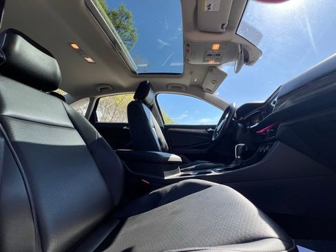 Used 2019 Volkswagen Jetta SEL FWD image 12