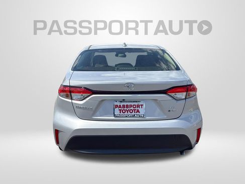 New 2026 Toyota Corolla LE FWD image 4
