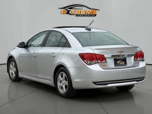 Used 2015 Chevrolet Cruze LT w/ Sun And Sound Package FWD image 4
