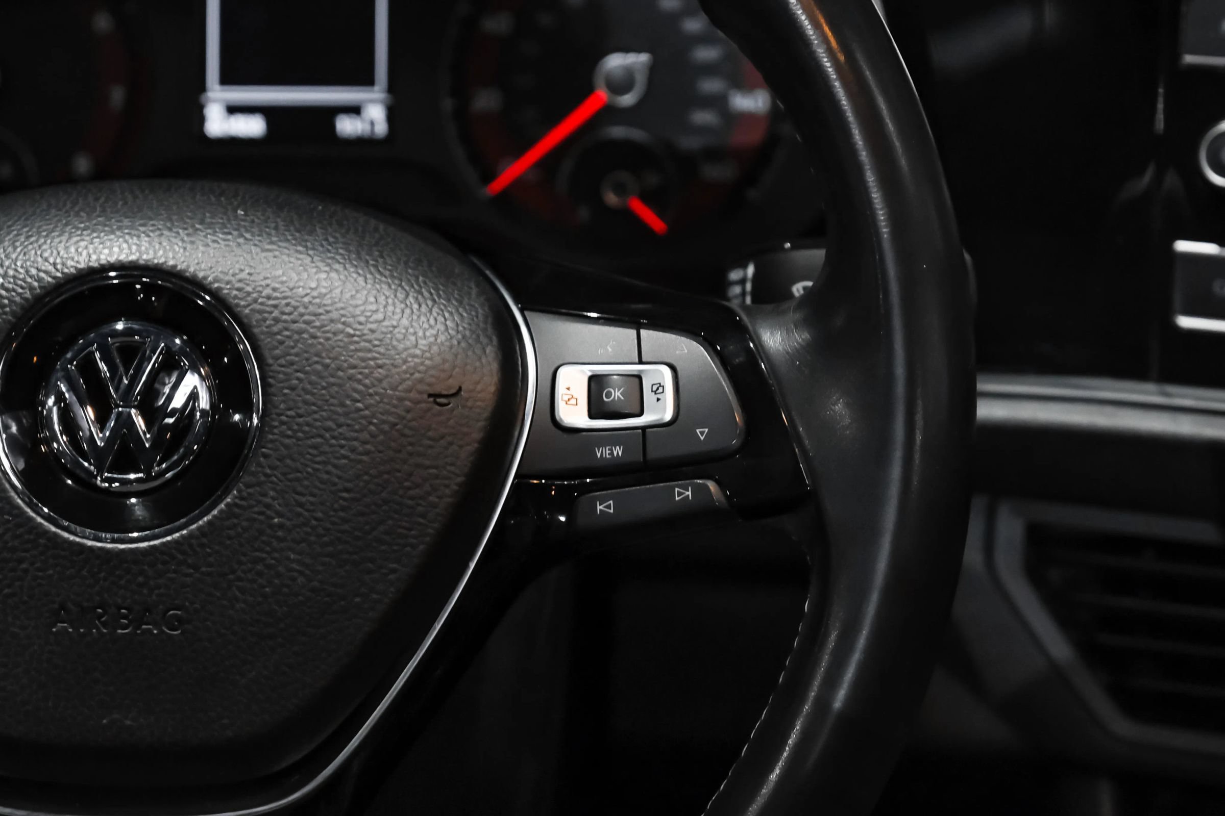 Used 2019 Volkswagen Jetta R-Line FWD image 19
