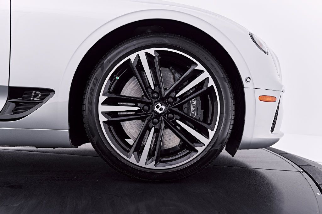 Used 2020 Bentley Continental GT AWD/4WD image 30