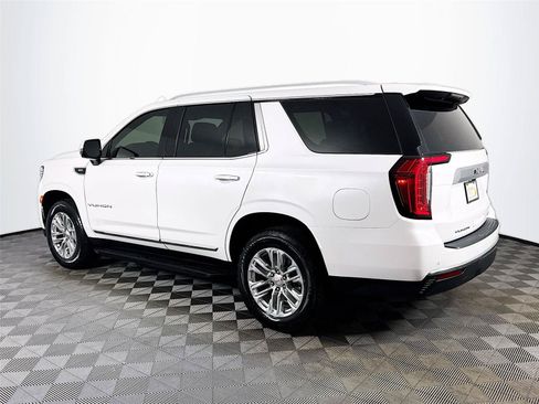 Used 2023 GMC Yukon SLT w/ SLT Premium Package RWD image 7