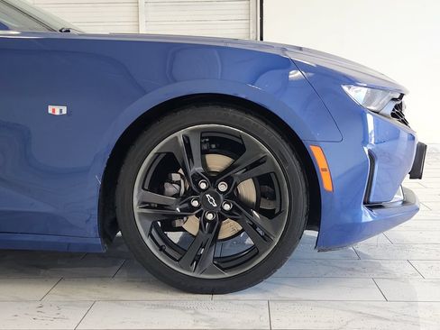 Used 2020 Chevrolet Camaro LT w/ RS Package RWD image 8