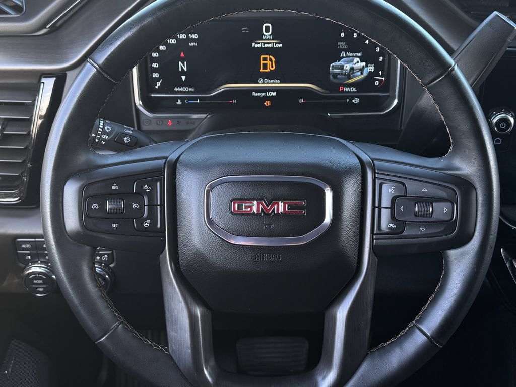 Used 2025 GMC Sierra 2500 AT4 w/ AT4 Premium Plus Package AWD/4WD image 13