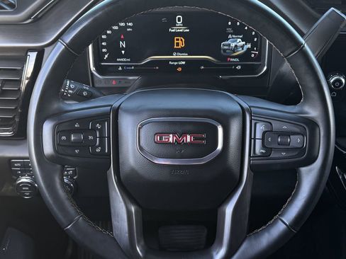 Used 2025 GMC Sierra 2500 AT4 w/ AT4 Premium Plus Package AWD/4WD image 13