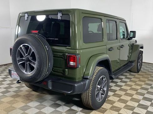 Used 2023 Jeep Wrangler Sahara image 6