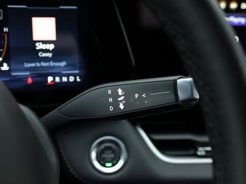 Used 2025 Chevrolet Equinox LT image 20