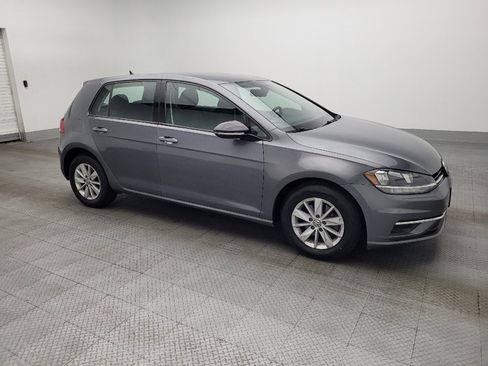 Used 2019 Volkswagen Golf S image 11