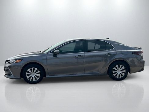 Used 2023 Toyota Camry LE FWD image 8