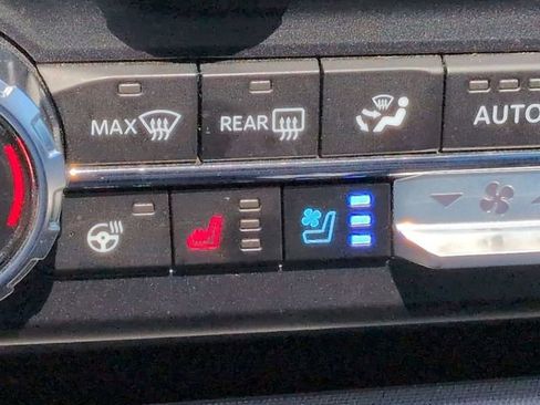 Used 2024 Ford F350 Limited w/ FX4 Off-Road Package image 23