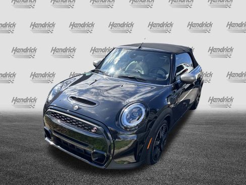 Used 2023 MINI Cooper S image 9