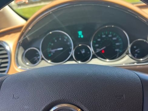 Used 2015 Buick Enclave Leather FWD image 1