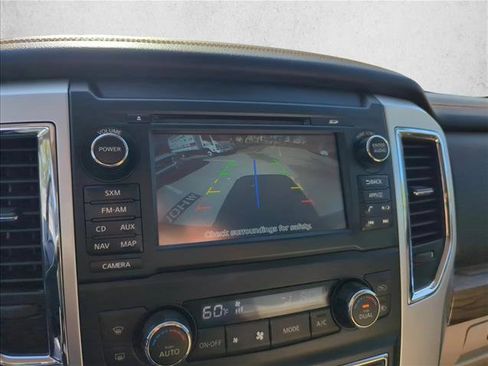 Used 2016 Nissan Titan SL image 22