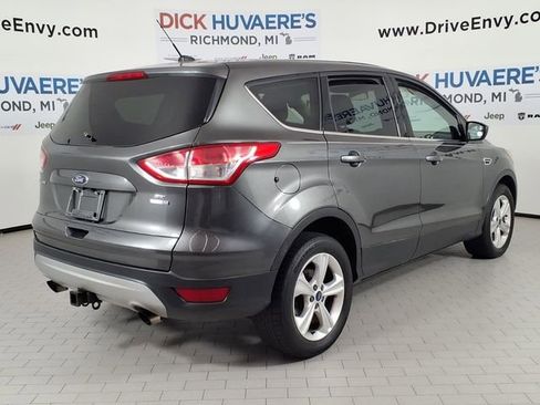 Used 2016 Ford Escape SE AWD/4WD image 4