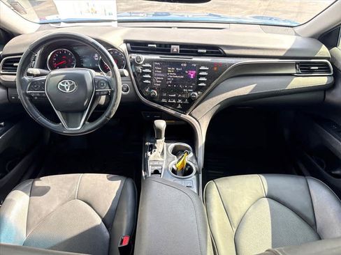 Used 2020 Toyota Camry XSE FWD image 12