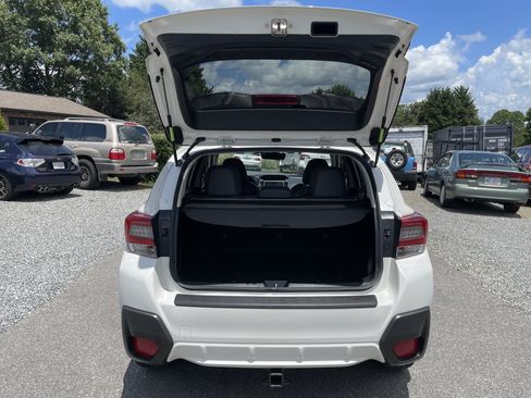 Used 2021 Subaru Crosstrek 2.5i Sport w/ Moonroof Package AWD/4WD image 13