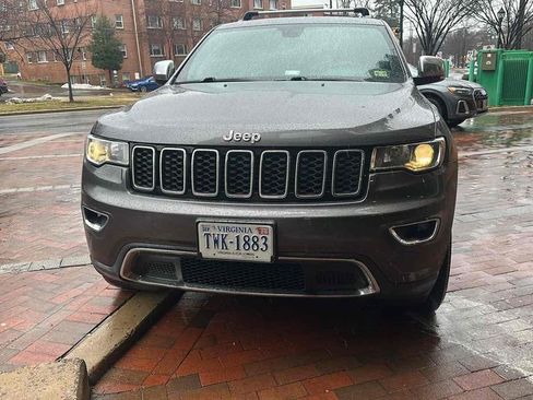 Used 2019 Jeep Grand Cherokee Limited image 8