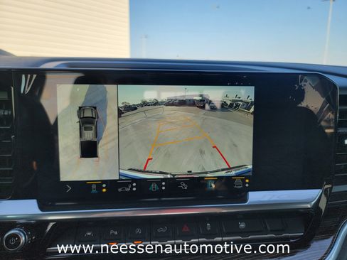 Used 2022 GMC Sierra 1500 Elevation w/ Preferred Package image 23