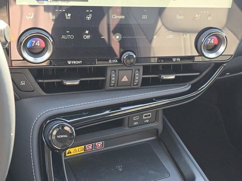 New 2026 Lexus NX 350h AWD w/ Premium Package image 11