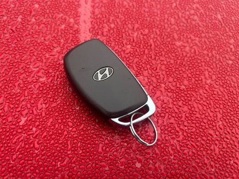 Used 2017 Hyundai Elantra Limited w/ Limited Ultimate Package 05 image 33