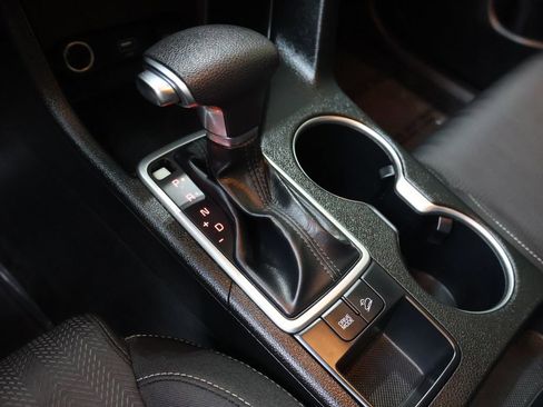 Used 2020 Kia Sportage LX image 23