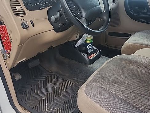 Used 2002 Ford Ranger XLT image 7