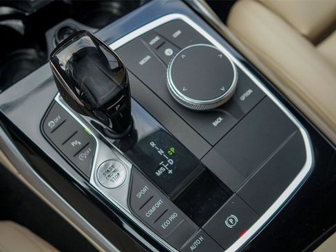 Used 2019 BMW 330i Sedan image 14