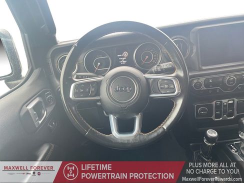Used 2021 Jeep Wrangler Unlimited Sahara image 21