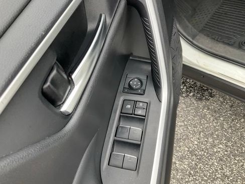 Used 2024 Toyota RAV4 XLE w/ Convenience Package FWD image 8