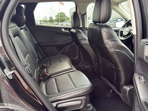 Used 2022 Ford Escape SEL w/ Equipment Group 302A AWD/4WD image 11